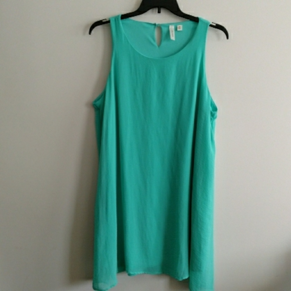 Tacera 2x knee length dress